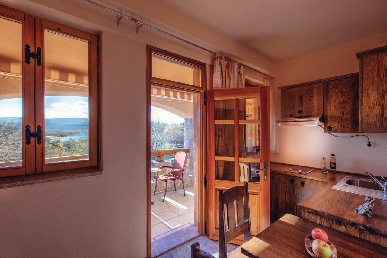 Apartmani I Sobe Dinko Starigrad Paklenica Eksteriør billede