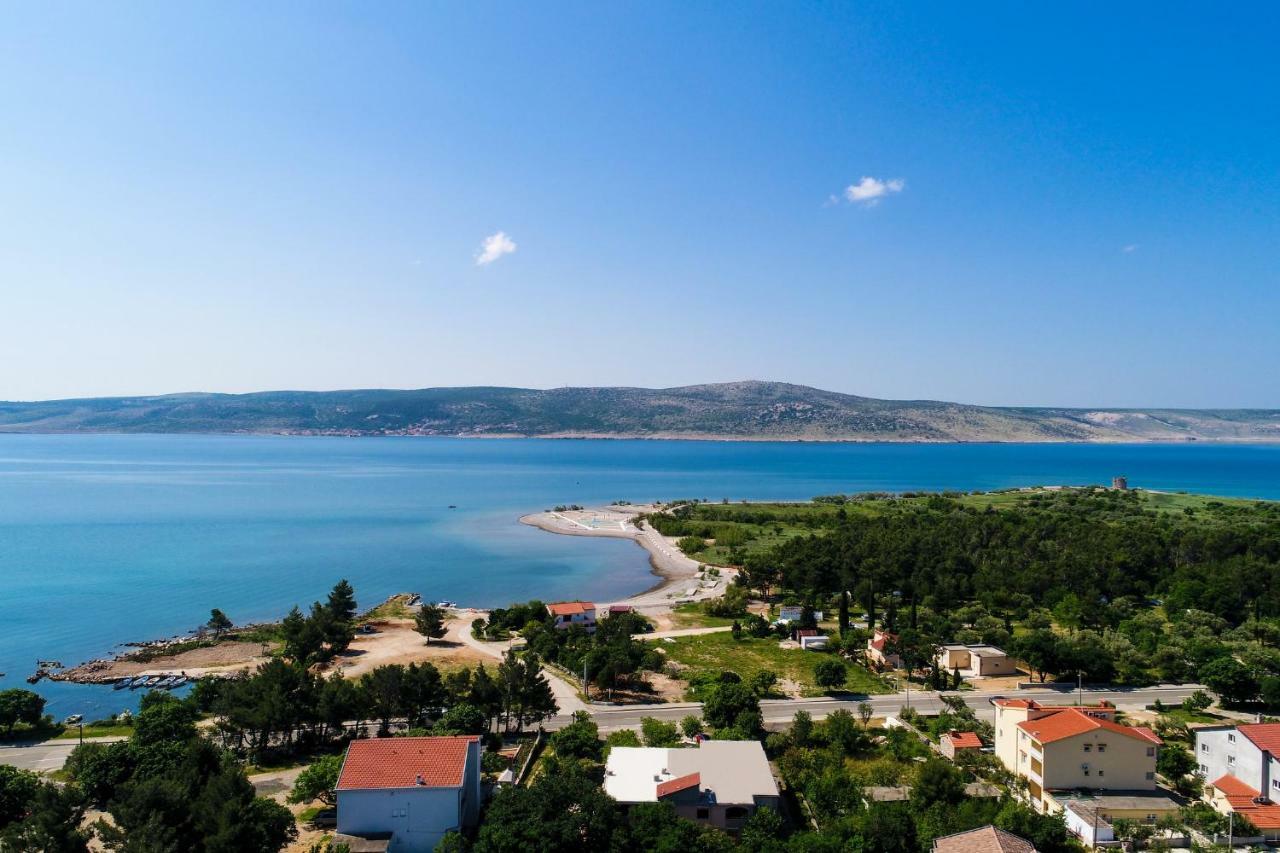 Apartmani I Sobe Dinko Starigrad Paklenica Eksteriør billede